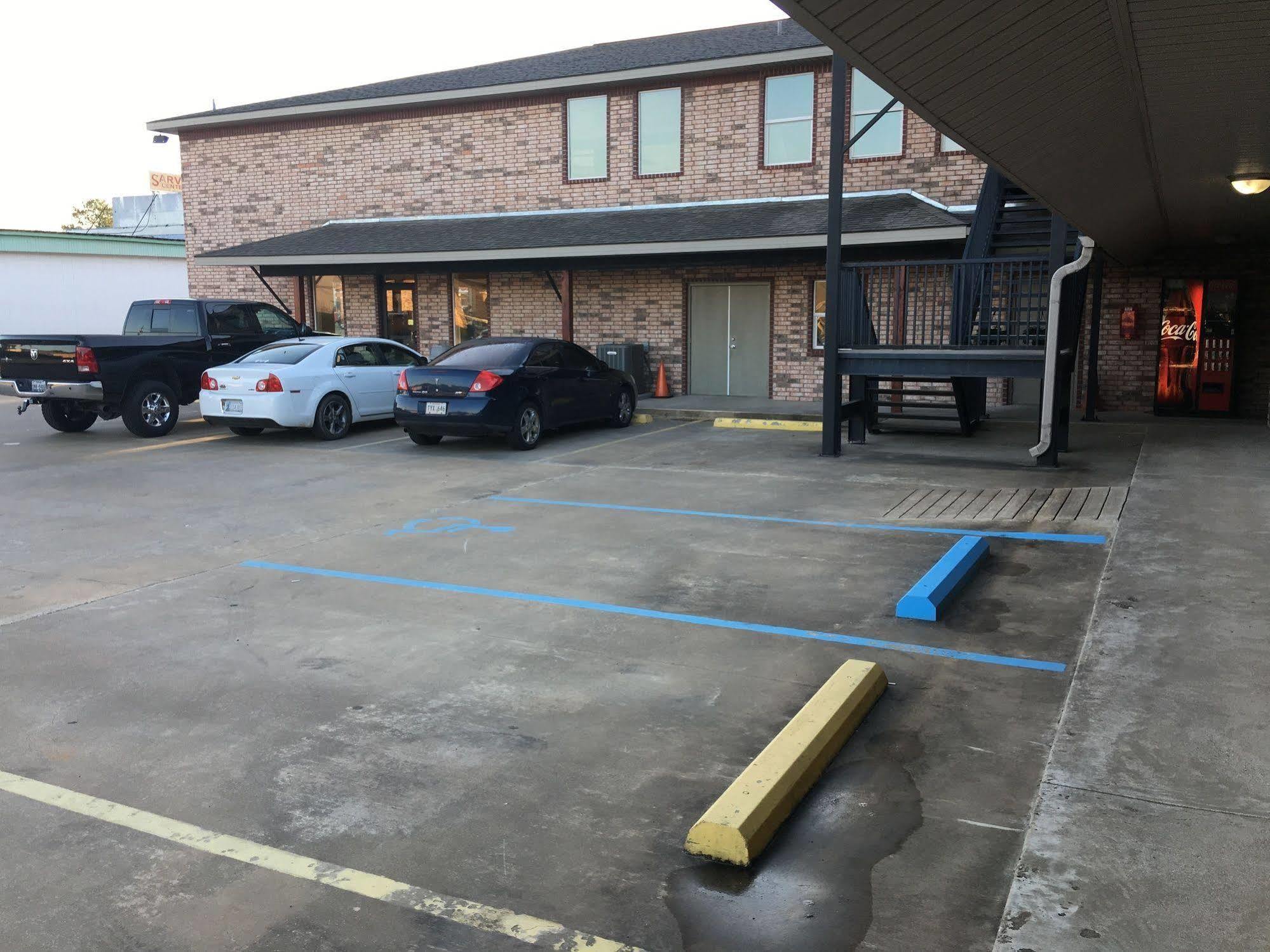 Montigo Inn Leesville Екстер'єр фото